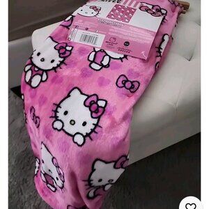Hello Kitty Silk Touch Throw